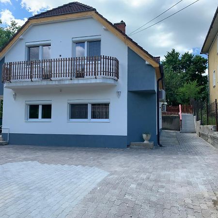 Borsi Apartman Balatonalmádi Kültér fotó